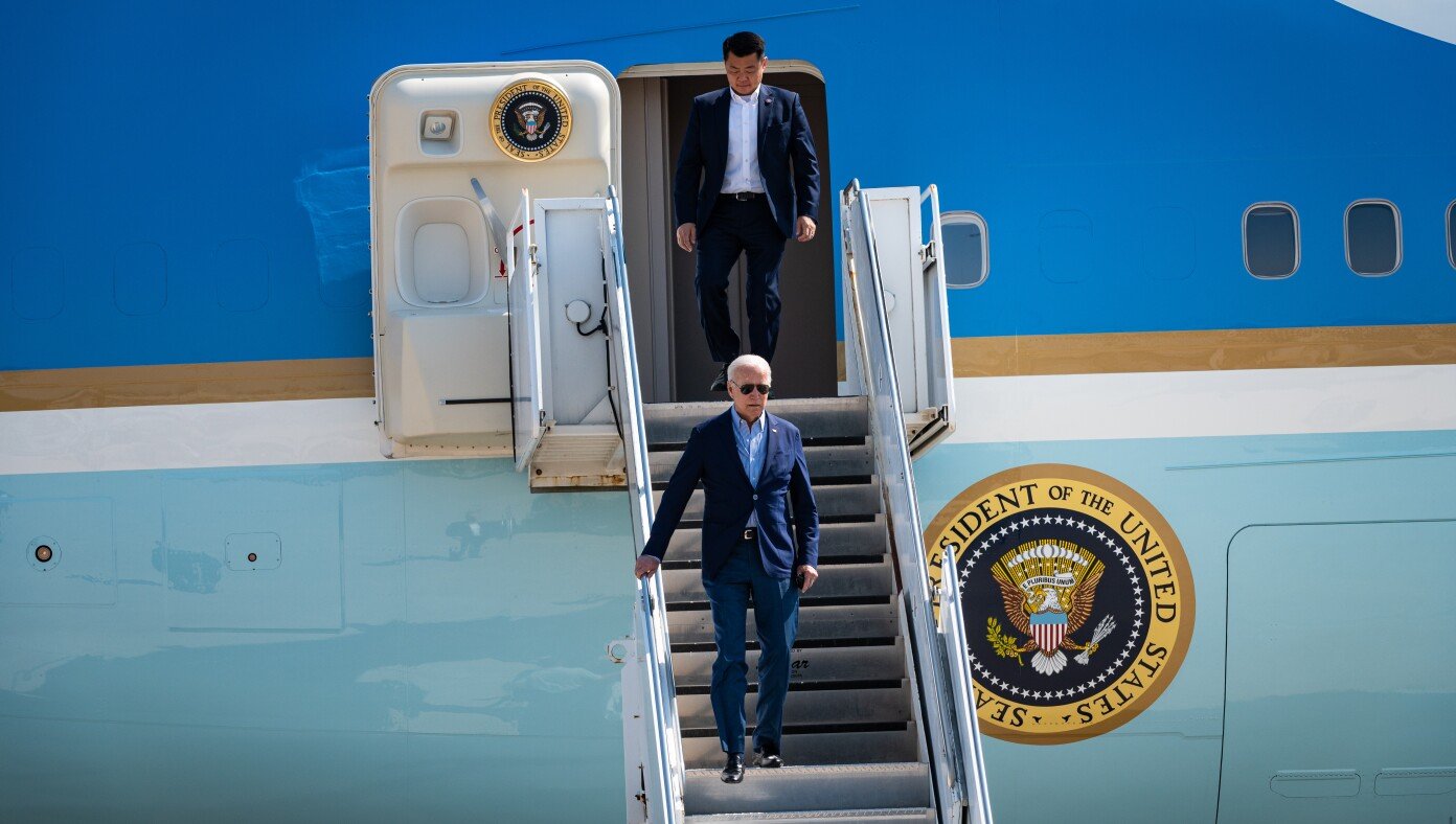 NextImg:Biden Campaign Hires Stunt Double For High-Risk Stairs Scene