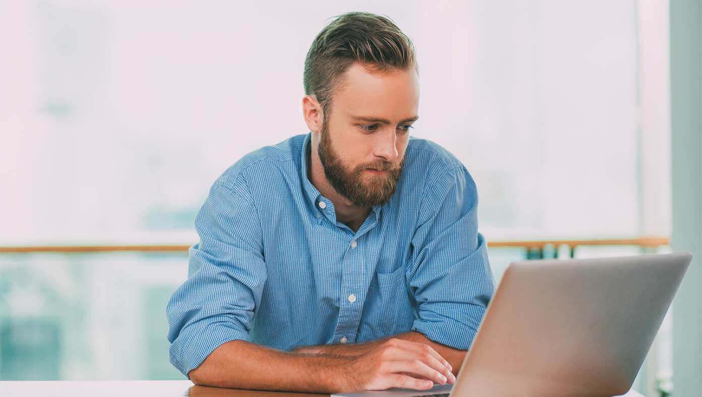 NextImg:Man's Life Going So Well He Has To Find Stuff On The Internet To Get Angry About