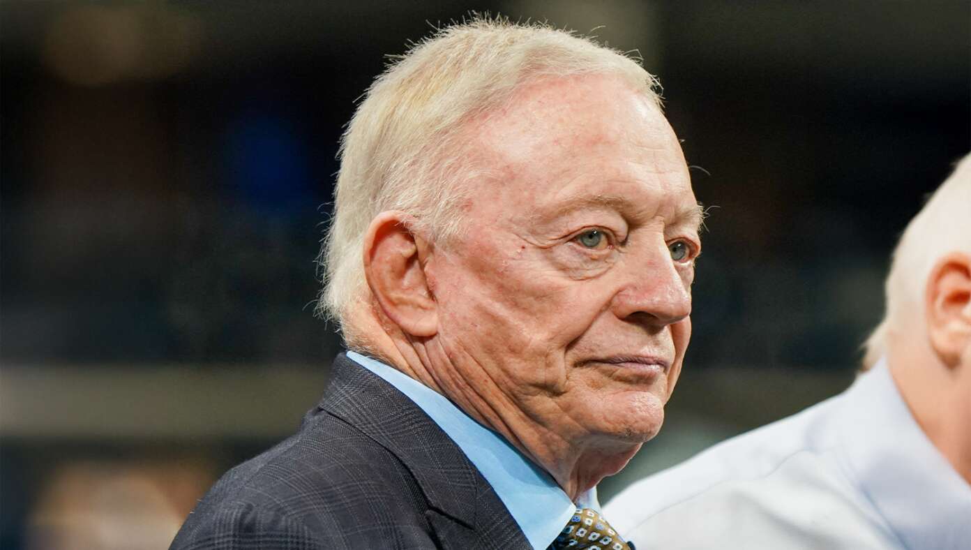 NextImg:Dallas Cowboys Invoke 25th Amendment On Jerry Jones