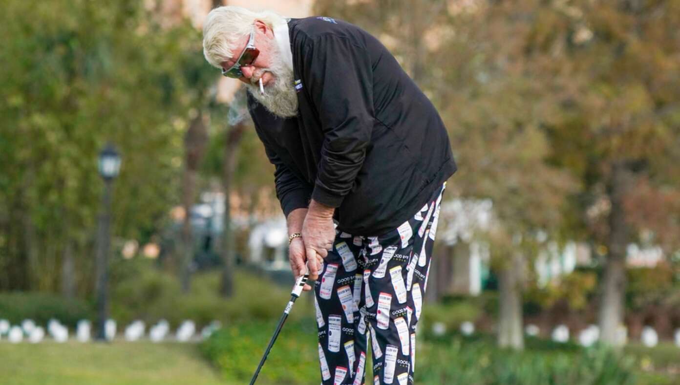 Experts Rule Game Not A Sport If You Can Smoke An Entire Pack Of Cigs While Playing - Article image