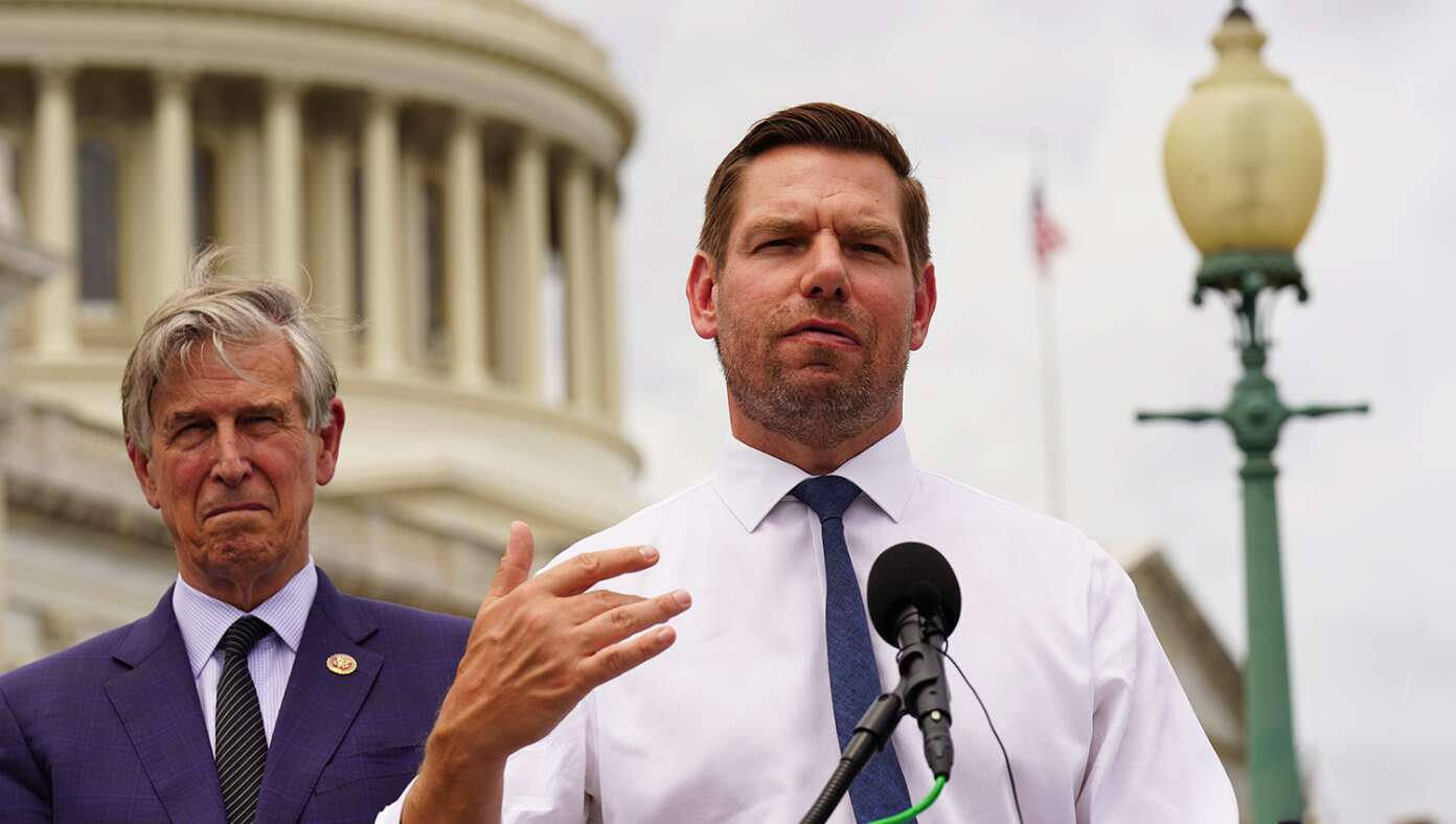 After Devastating Sexual Assault Allegations, Swalwell Now Leading Democratic Presidential Candidate - Featured article image