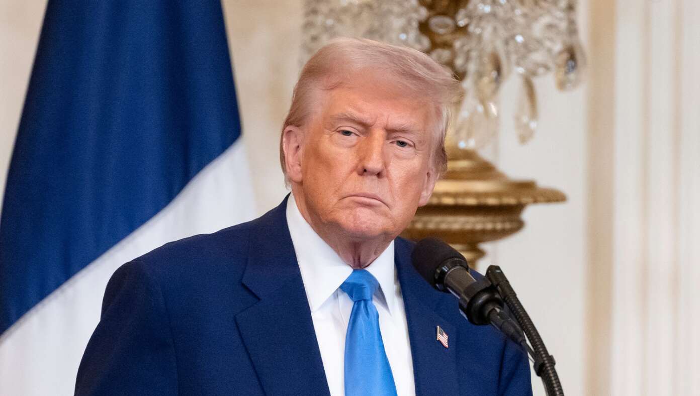 Trump Enters Ceasefire Talks With Democrats - Featured article image