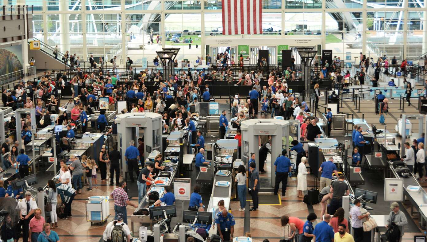 With TSA Finally Funded, Air Travel Back To Being Awful For The Usual Reasons - Featured article image