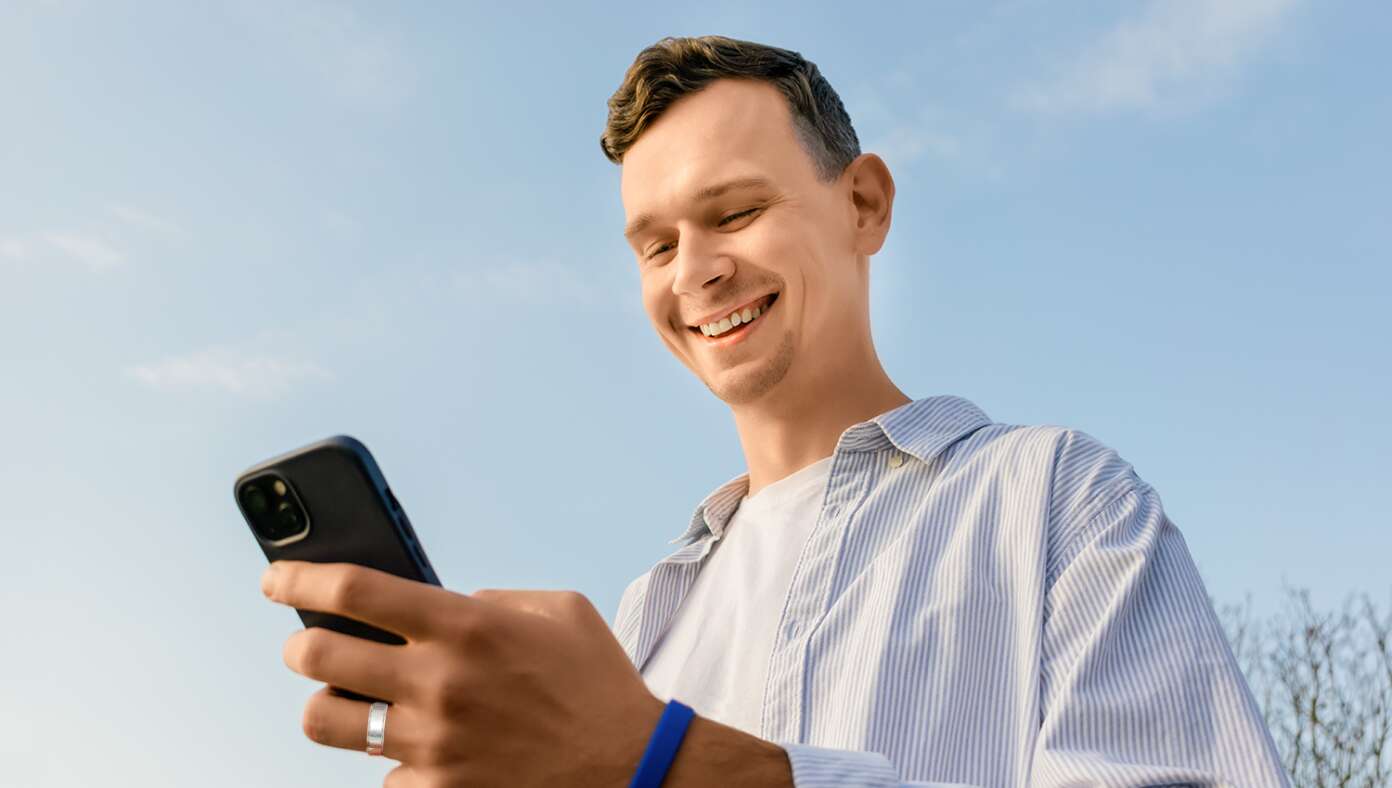 Life Hack: Wife Texting You Too Much? Reply 'Unsubscribe' And She's Legally Required To Stop - Article image