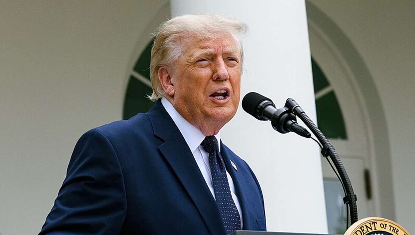Trump Announces 'Lindsey Graham Memorial Strait Of Hormuz Blockade' - Featured article image