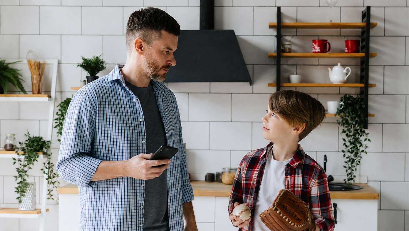Dad Tells Son He Can't Play Catch Right Now As He's Busy Owning Some Loser On The Internet